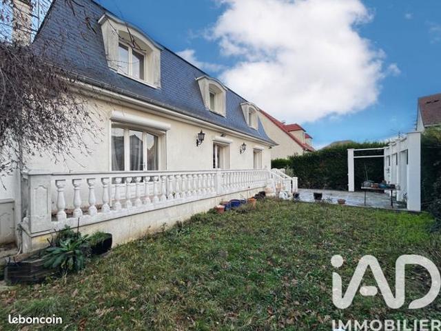 Maison familiale 7 pièces 165 m²