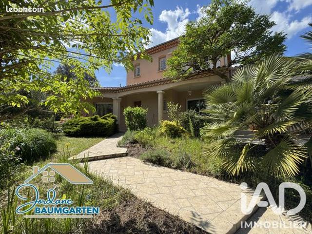 Maison familiale 7 pièces 166 m²