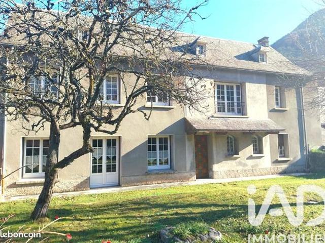 Maison familiale 7 pièces 175 m²