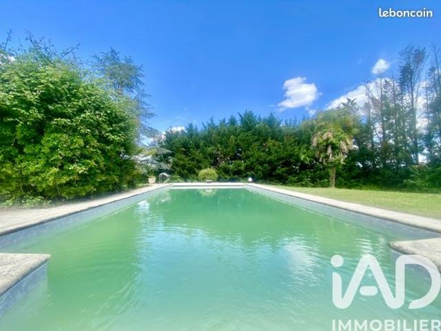 Maison familiale 7 pièces 175 m²