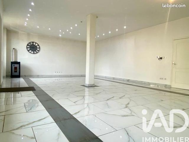 Maison familiale 7 pièces 179 m²