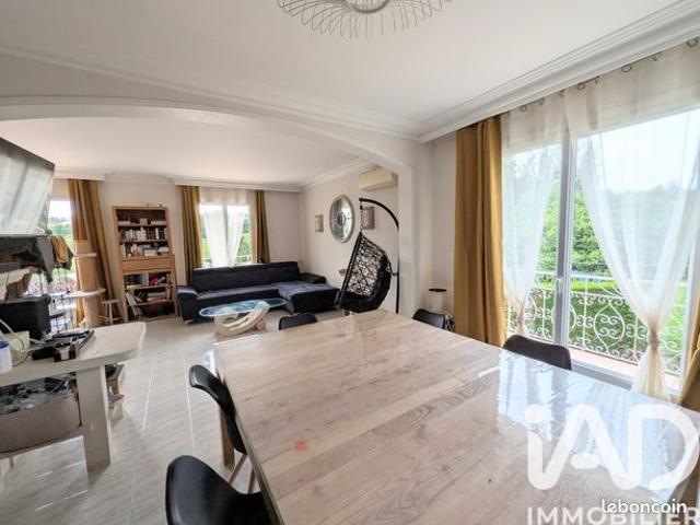 Maison familiale 7 pièces 180 m²