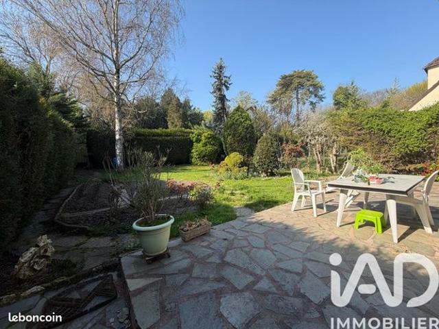 Maison familiale 7 pièces 180 m²