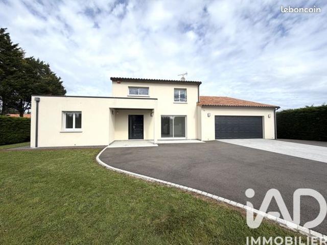 Maison familiale 7 pièces 182 m²