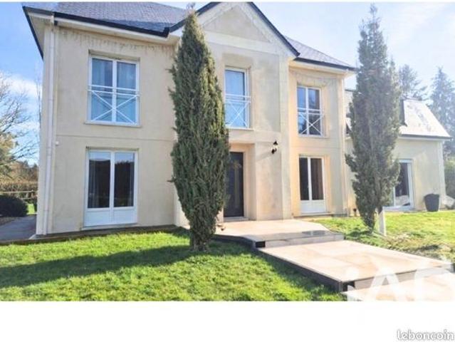 Maison familiale 7 pièces 185 m²