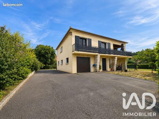 Maison familiale 7 pièces 197 m²