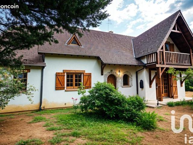 Maison familiale 7 pièces 196 m²