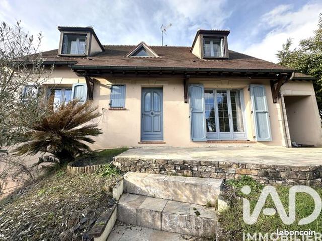 Maison familiale 7 pièces 133 m²