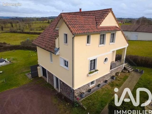 Maison familiale 7 pièces 135 m²