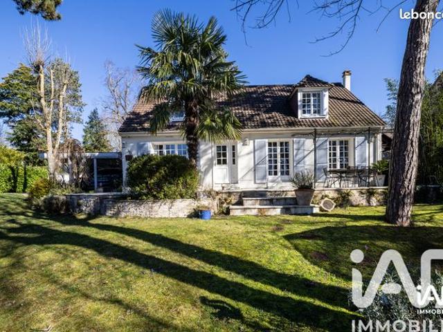Maison familiale 7 pièces 138 m²