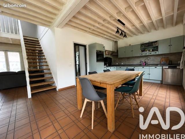 Maison familiale 7 pièces 202 m²