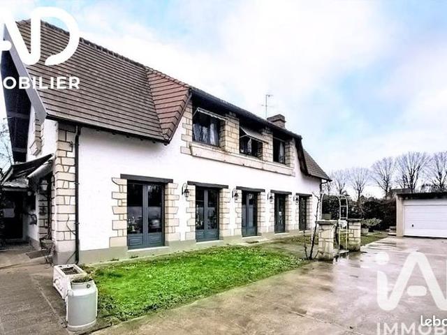 Maison familiale 7 pièces 207 m²