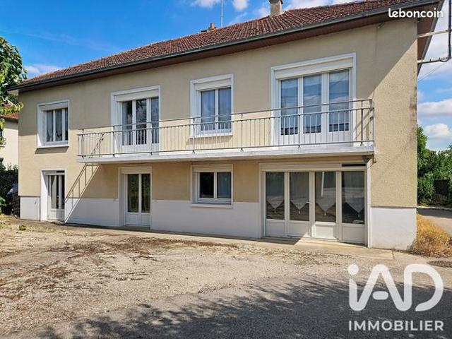 Maison familiale 7 pièces 204 m²