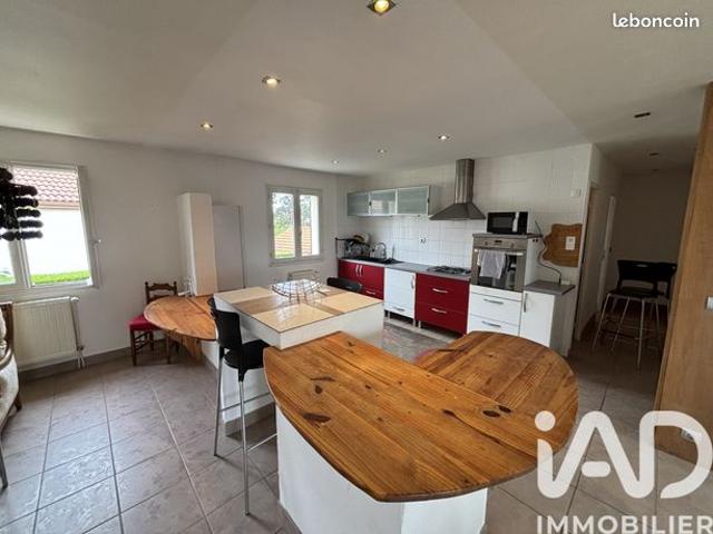 Maison familiale 7 pièces 208 m²