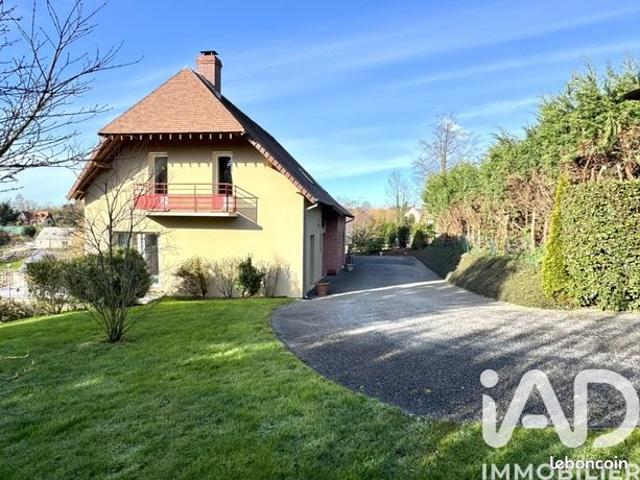 Maison familiale 7 pièces 210 m²