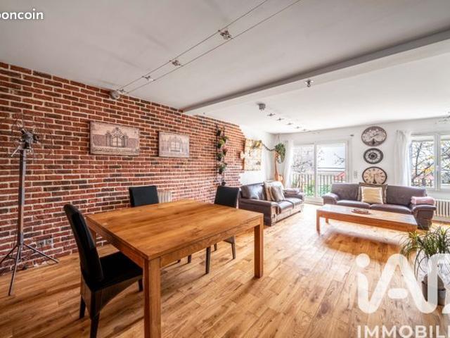Maison familiale 7 pièces 214 m²