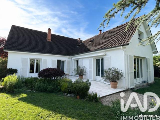 Maison familiale 7 pièces 220 m²