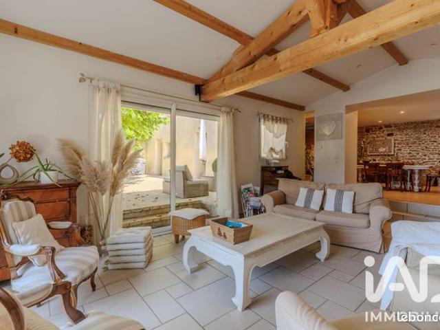 Maison familiale 7 pièces 222 m²