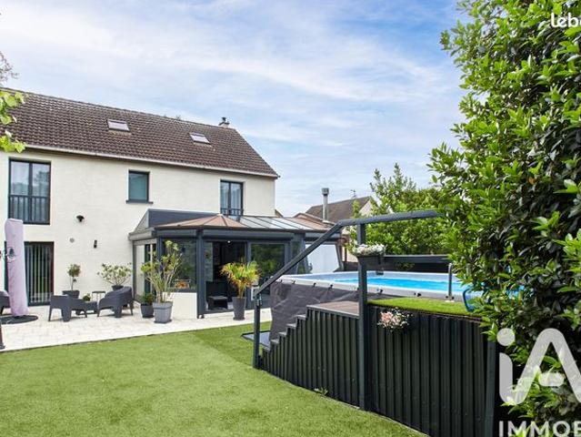Maison familiale 7 pièces 230 m²