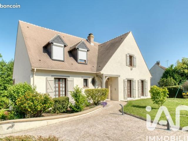 Maison familiale 7 pièces 237 m²