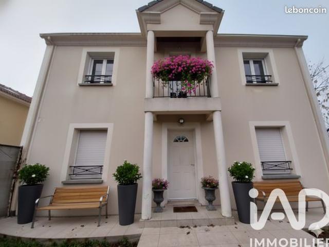 Maison familiale 7 pièces 97 m²