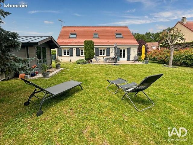 Maison familiale 8 pièces 141 m²