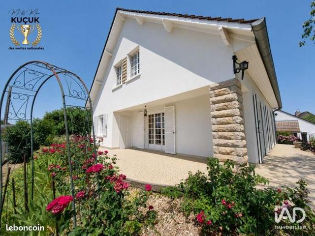 Maison familiale 8 pièces 145 m²