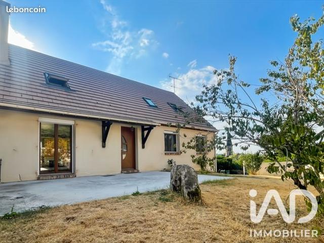 Maison familiale 8 pièces 148 m²