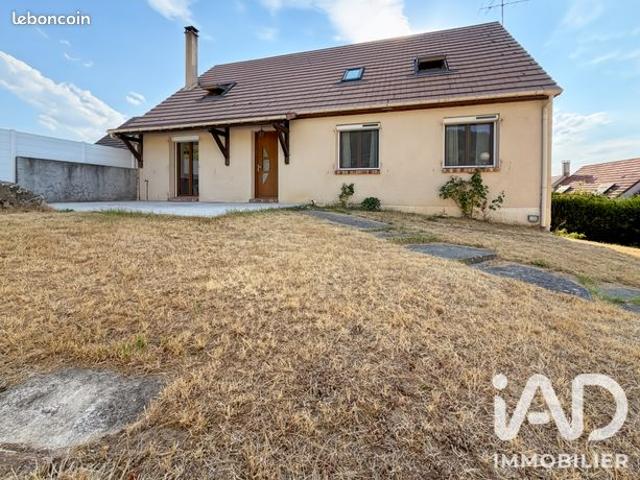 Maison familiale 8 pièces 148 m²