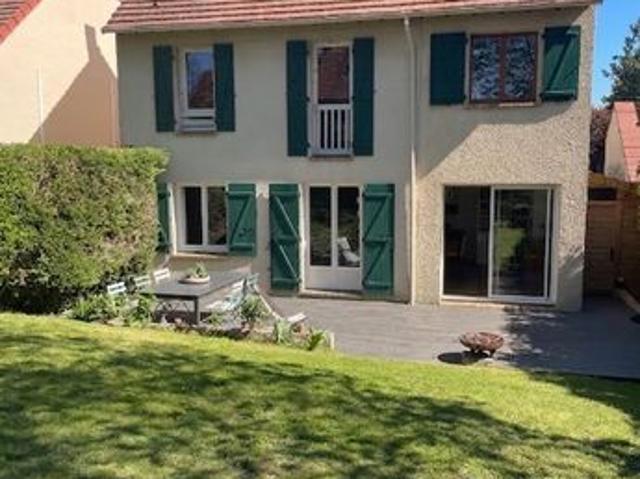 Maison familiale 8 pièces 151 m²