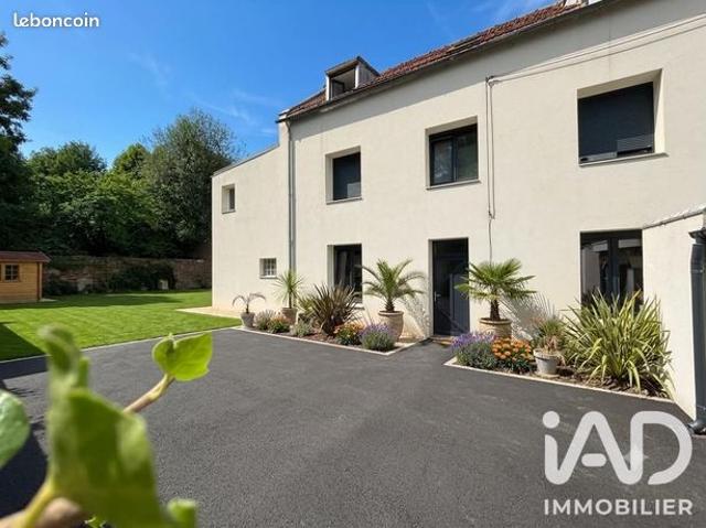 Maison familiale 8 pièces 155 m²