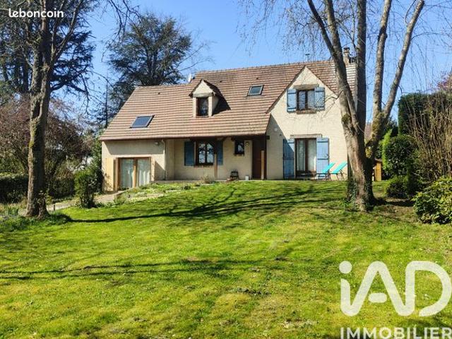 Maison familiale 8 pièces 155 m²