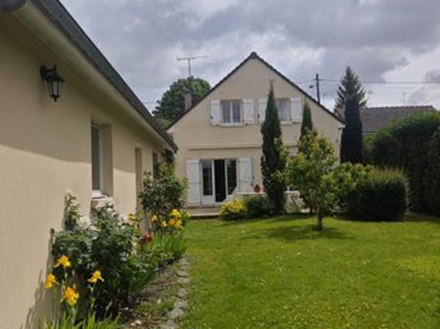 Maison familiale 8 pièces 156 m²