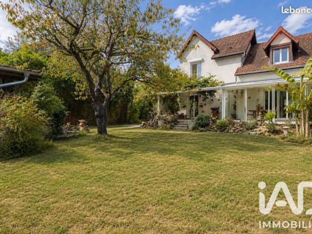Maison familiale 8 pièces 158 m²