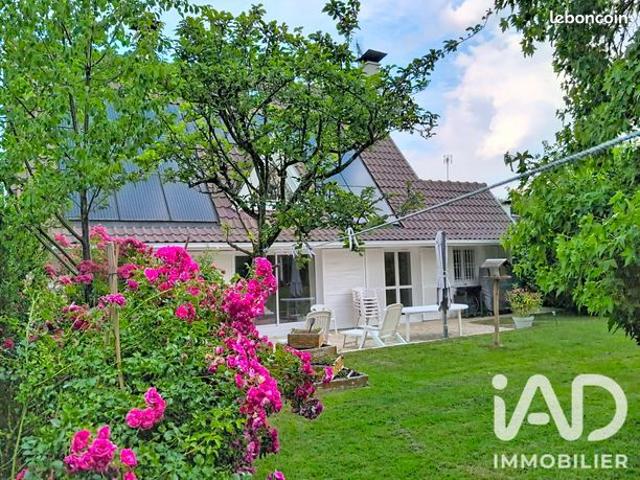 Maison familiale 8 pièces 163 m²