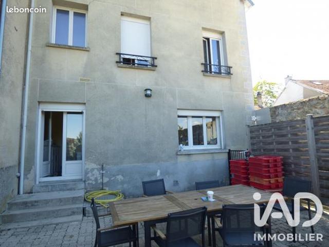Maison familiale 8 pièces 169 m²
