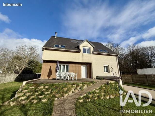 Maison familiale 8 pièces 182 m²