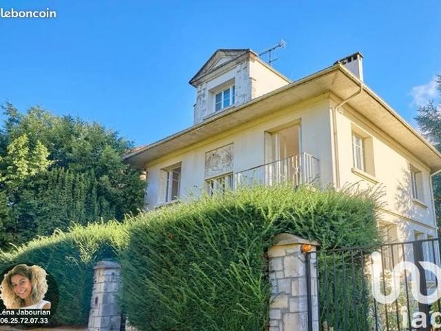 Maison familiale 8 pièces 186 m²