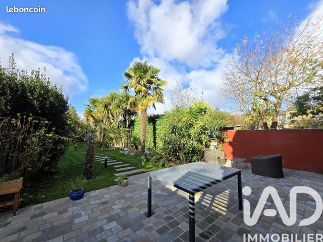 Maison familiale 8 pièces 194 m²