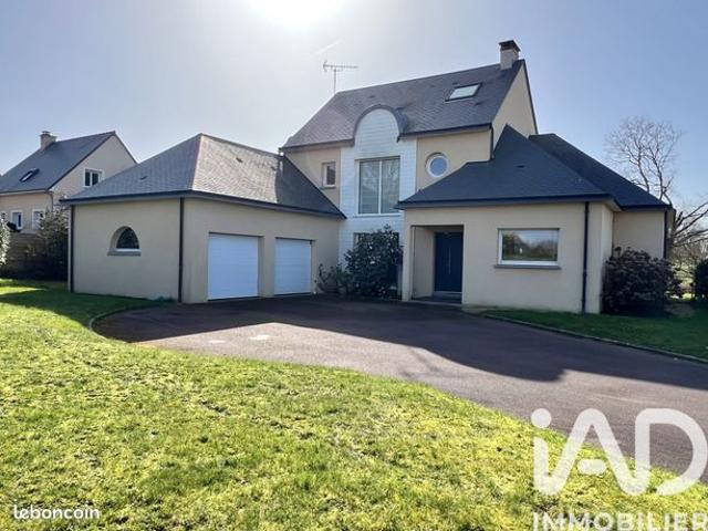 Maison familiale 8 pièces 198 m²