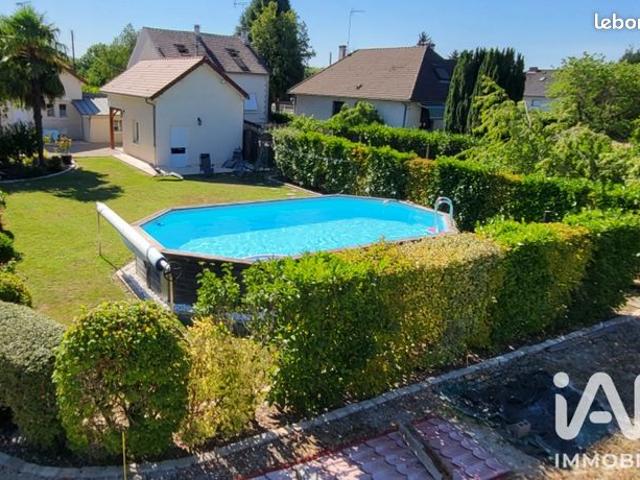 Maison familiale 8 pièces 133 m²