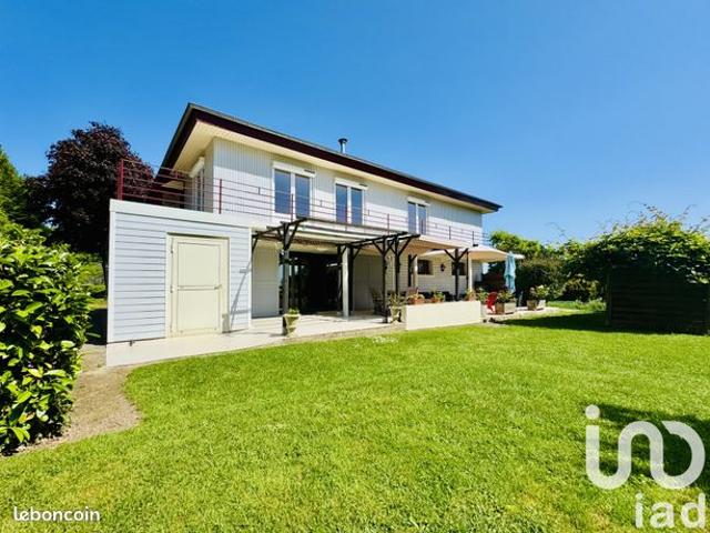Maison familiale 8 pièces 132 m²