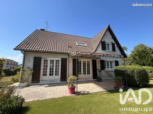 Maison familiale 8 pièces 152 m²