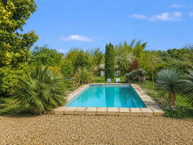 Maison familiale 8 pièces ~203 m² avec piscine chauffée et ja