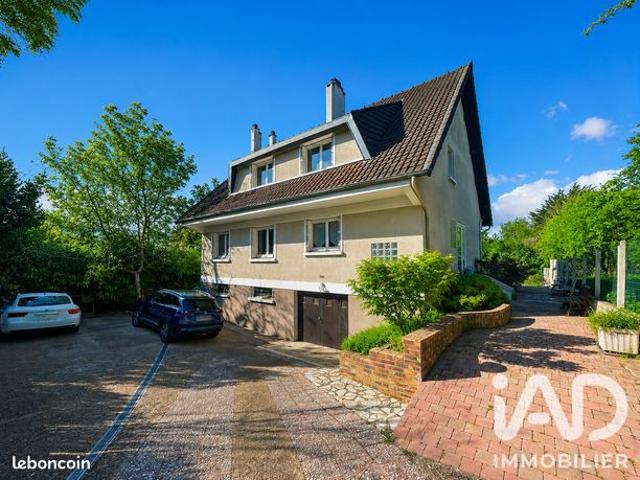 Maison familiale 8 pièces 200 m²