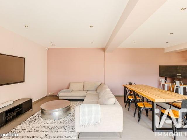 Maison familiale 8 pièces 200 m²