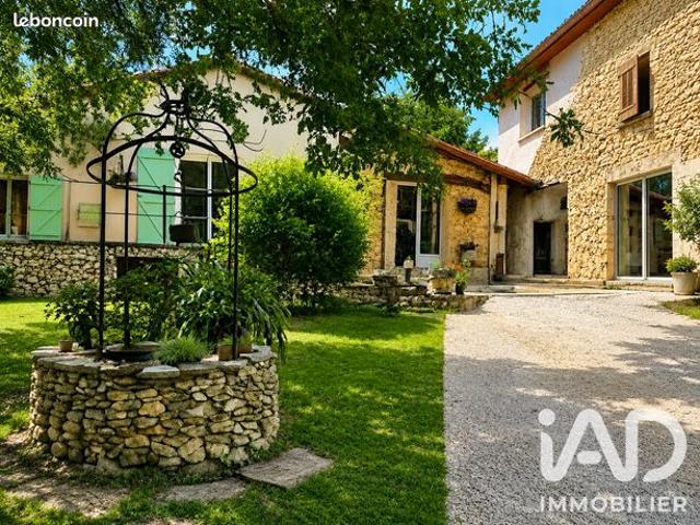 Maison familiale 8 pièces 200 m²