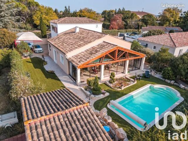 Maison familiale 8 pièces 215 m²