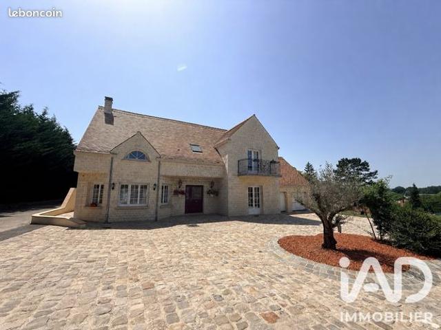 Maison familiale 8 pièces 215 m²