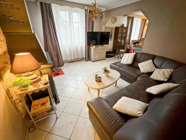 Maison familiale 99 m² avec grand jardin au Mans